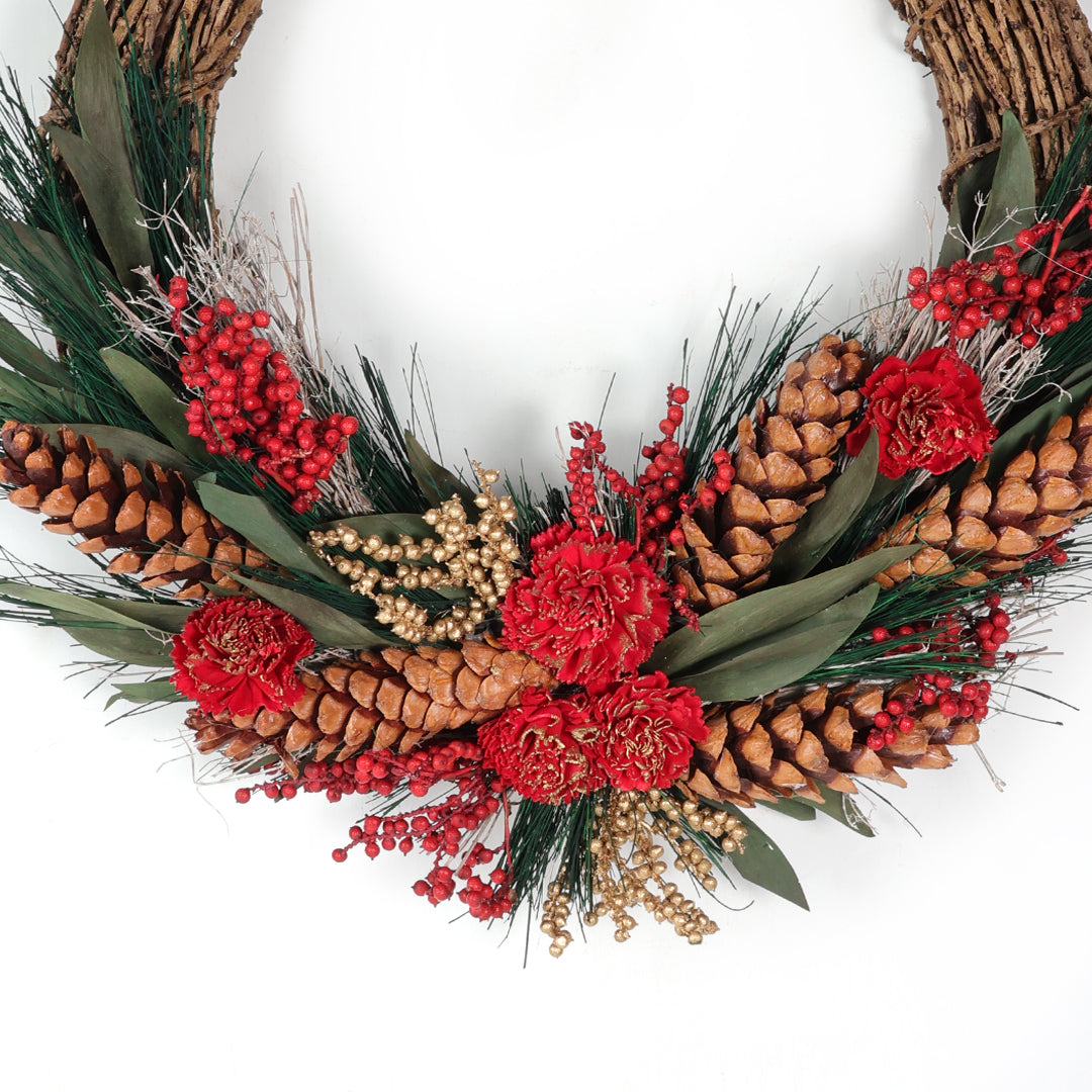 Pine Cone Lit Christmas Wreath